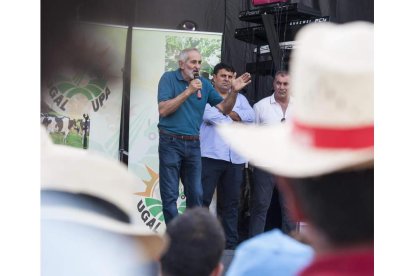 El secretario general de Ugal-Upa, Matías Llorente, durante la celebración de la 34 Fiesta Campesina del sindicato agrario Ugal-Upa.