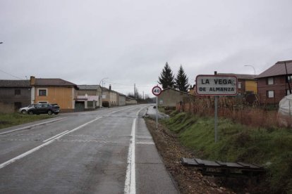 La Vega, uno de los pueblos que contará con fibra óptica. CAMPOS