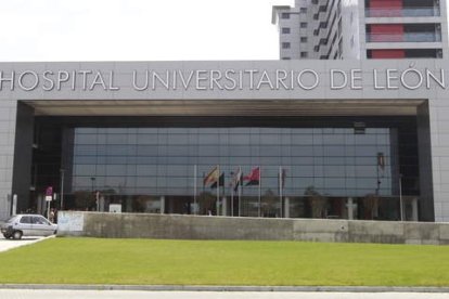 Complejo Asistencial Universitario de León. DL