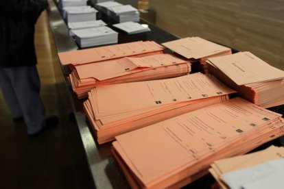 La jornada electoral del domingo consolidó el poder que el PP consiguió en las municipales.