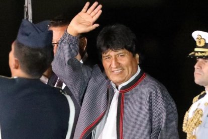 El presidente boliviano, Evo Morales, a su llegada al aeropuerto de Lima.