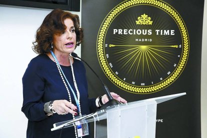 La alcaldesa de Madrid, Ana Botella, durante su intervención de ayer en la feria internacional de turismo.