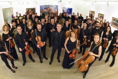 Los integrantes de la Orquesta Sinfónica Oviedo Filarmonía. OFIL