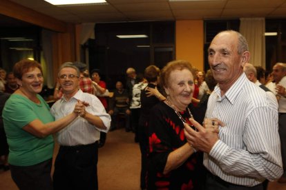 Usuarios del centro de Mariano Andrés disfrutan de las actividades programadas. JESÚS