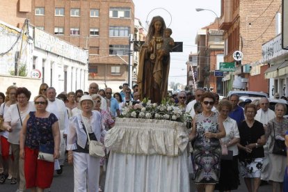 Veguellina celebra durante cuatro días las fiestas en honor a la Virgen del Carmen. MARCIANO PÉREZ