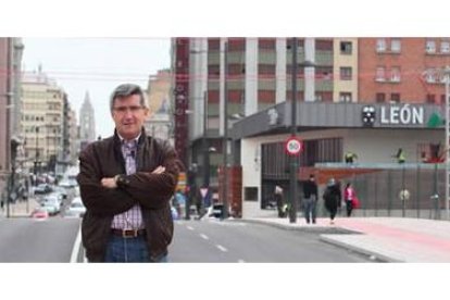 El candidato socialista a la Alcaldía de León escogió la prolongación de Ordoño, junto a la estación