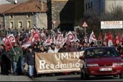 La manifestación en Velilla (Palencia) volvió a ser masiva, en torno a 1.500 personas