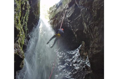 Descenso de cañones.