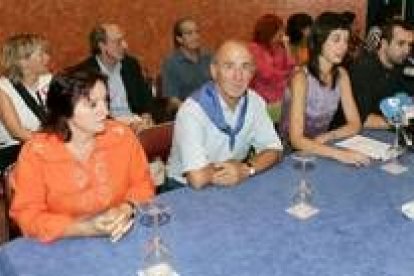 Los convocantes de la marcha durante la rueda de prensa del lunes