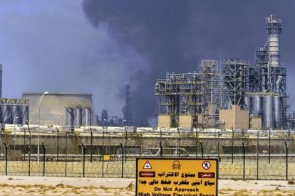 Una refinería de petróleo en Kuwait.