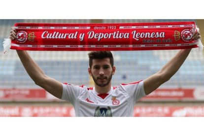 David García el día de su presentación como jugador de la Cultural donde jugó la temporada 2017-2018. DL