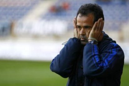 El entrenador culturalista Álvaro Cervera asegura que nadie del club le ha insinuado la renovación