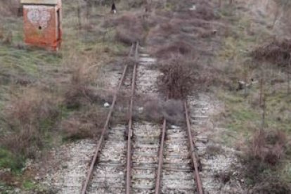 Tramo abandonado del tren Vía de la Plata. DL