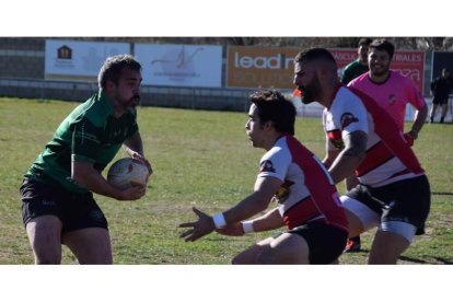 Los leoneses se impusieron 43-7 al Universidad de Oviedo. DL