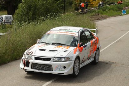 El Mitsubishi de Ferrero fue el más rápido en la carrera berciana. L. DE LA MATA