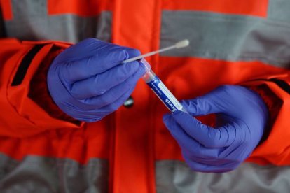 Toma de muestras Covid-Auto para la posterior realización de test PCR. NACHO GALLEGO