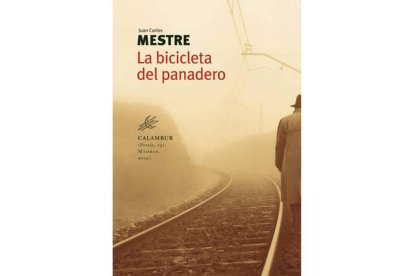 El poeta villafranquino Juan Carlos Mestre, que hoy presenta en Madrid ‘La bicicleta del panadero’.