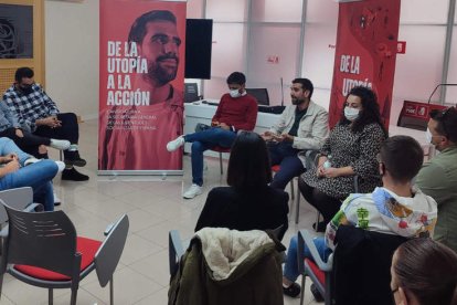 Víctor Camino, en su cita de ayer en León. RAMIRO