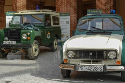 Algunos de los vehículos que se exponen en la muestra. MIGUEL F.B.