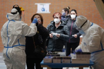 Cribado masivo de antígenos en el pabellón La Torre. F. Otero Perandones.