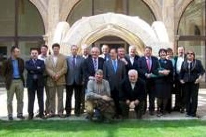 Un momento del acto de homenaje a Jerónimo Carrera por parte de sus compañeros