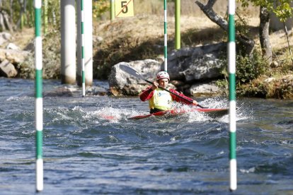 El canal de Sabero-Alejico reunió a la élite nacional en las categorías de base para competir en un Nacional que dominó el Atlético San Sebastián. FERNANDO OTERO/JOSÉ CARLOS GARCÍA