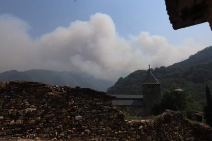 El monasterio de Montes de Valdueza, ayer tarde. ANA F. BARREDO