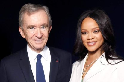 Bernald Arnault y Rihanna.