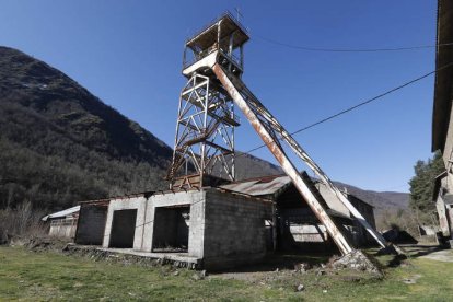 El Pozo María, en Caboalles de Abajo, es un emblema del pasado minero de Laciana. MARCIANO PÉREZ