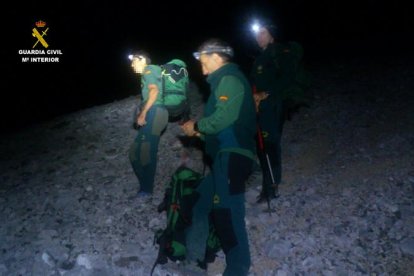 Componentes del operativo de rescate de la Guardia Civil.