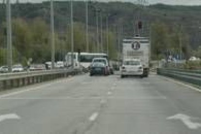 Los terrenos del grupo francés se sitúan frente al Campus, cerca del cruce de Villaobispo