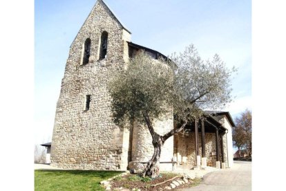 En las imágenes se pueden ver alguno de los atractivos más destacados de Carracedelo. Preside la composición una fotografía del Monasterio de Santa María de Carracedo, la joya del patrimonio del municipio. La Casa Rectoral de Carracedelo, un horno de pan