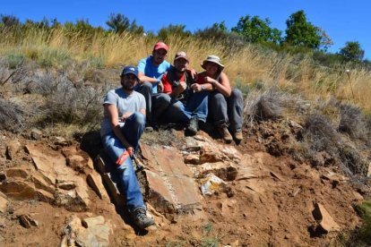 Parte del equipo que ha recogido muestras para los proyectos Caia y Gala de búsqueda de oro.