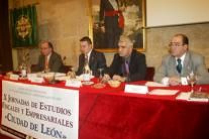 Un momento de las Jornadas de Estudios Fiscales y Empresariales que se están celebrando en el Hostal