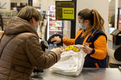 Este nuevo servicio se puede utilizar directamente en la línea de cajas. GADIS