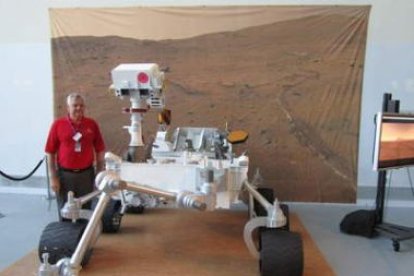 La maqueta del robot explorador 'Curiosity', durante su presentación en el museo de Washington.