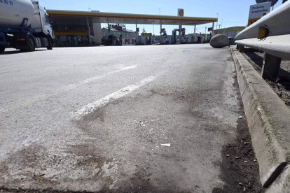 El lugar donde fue abatido el policía nacional que se había fugado tras robar un arma. RICARDO ORDÓÑEZ