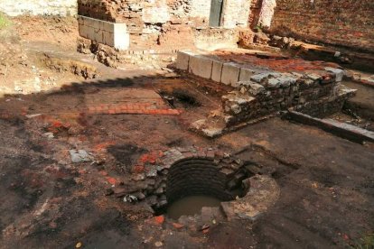 Han sacado a la luz estructuras como las bases del alto horno. CASTRO