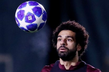 Salah, la estrella del Liverpool, en el entrenamiento de este lunes.