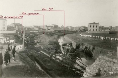 Lo que hoy se conoce como ‘puente de los Maristas’, en el año 1923. ARCHIVO G. F. CASTAÑÓN