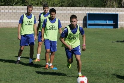 La Cultural prepara en el Área Deportiva de Puente Castro el encuentro ante el Burgos.