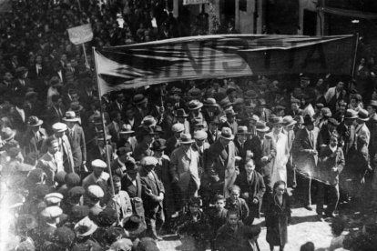 Imagen de la plaza de toros de la carretera de Nava en 1914.