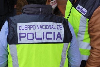 Agentes de la Policía Nacional.