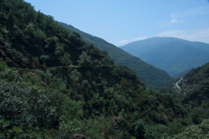 Imagen de una galería que forma parte de la obra de ingeniería de los canales romanos de La Cabrera. ROBERTO MATÍAS