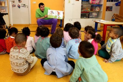 Aún hay plazas para las escuelas infantiles del Ayuntamiento de León. MARCIANO PÉREZ