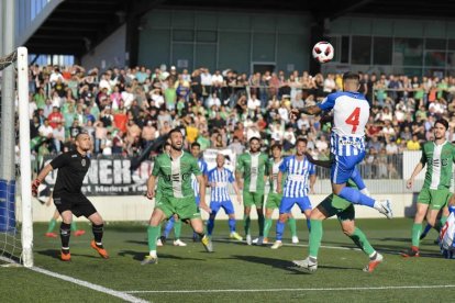 La Deportiva tendrá que remontar el 2-1 en el Toralín.