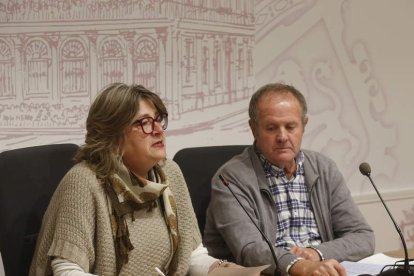 Ángelica Caballo y Rafael Gallego, ayer. FERNANDO OTERO