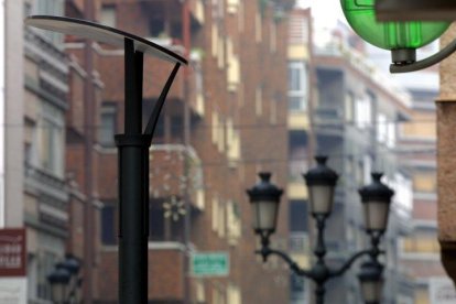 Farolas en en el centro de la ciudad