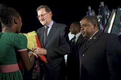 Mariano Rajoy a su llegada al aeropuerto de Malabo, en Guinea Ecuatorial, este miércoles.