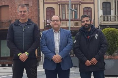 Juan José Blanco, Javier Carrera e Iván Rodríguez. DL